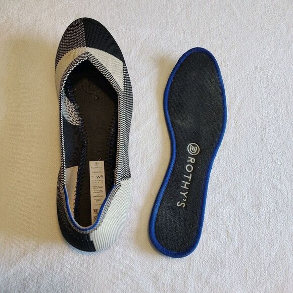 Rothy's Buffalo Plaid Flats Round Toe Captoe Black Cream Shoes Womens 9 Slip On - Picture 8 of 9